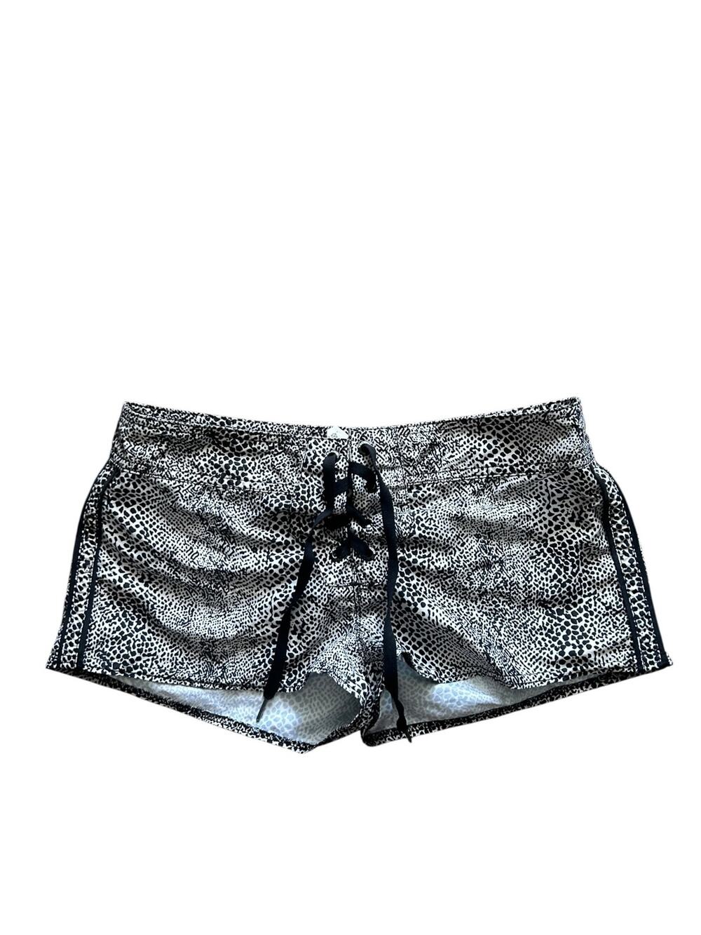 Volcom Juniors Animal Print Boardshorts / Swim Shorts – Size Small (2" Inseam)